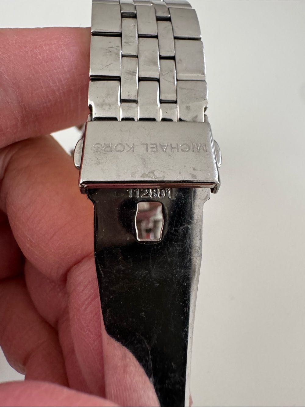 Michael Kors Silver Mother-of-Pearl Dial Crystal Chronograph Watch - Picture 5 of 6